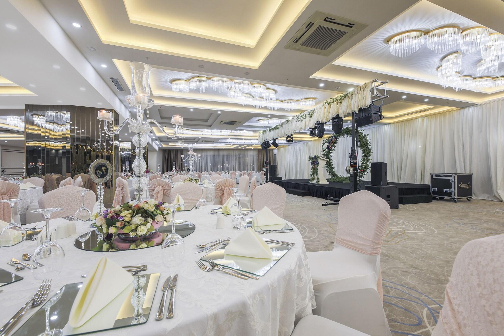 Noax Hotel Mersin  Exteriör bild
