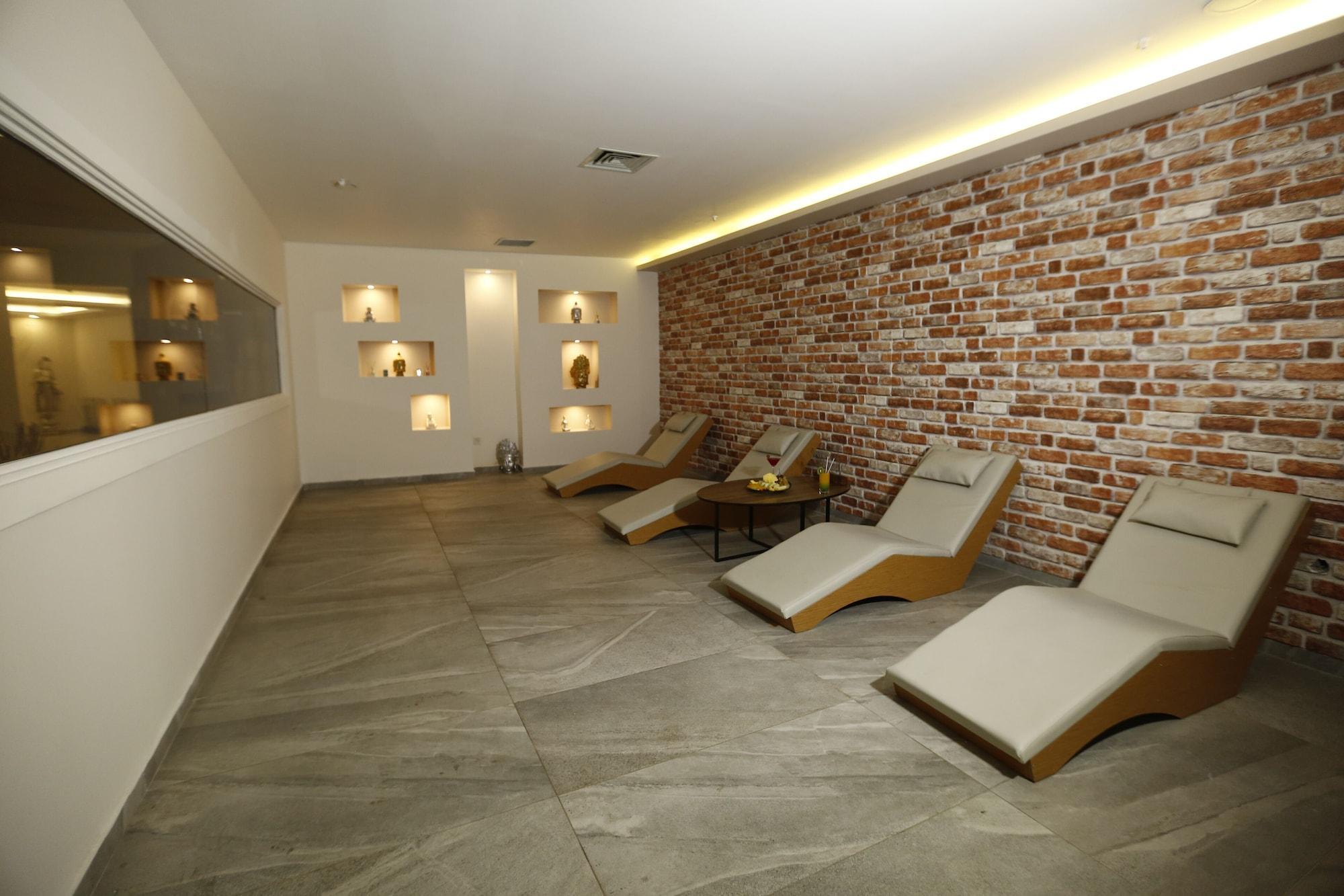 Noax Hotel Mersin  Exteriör bild