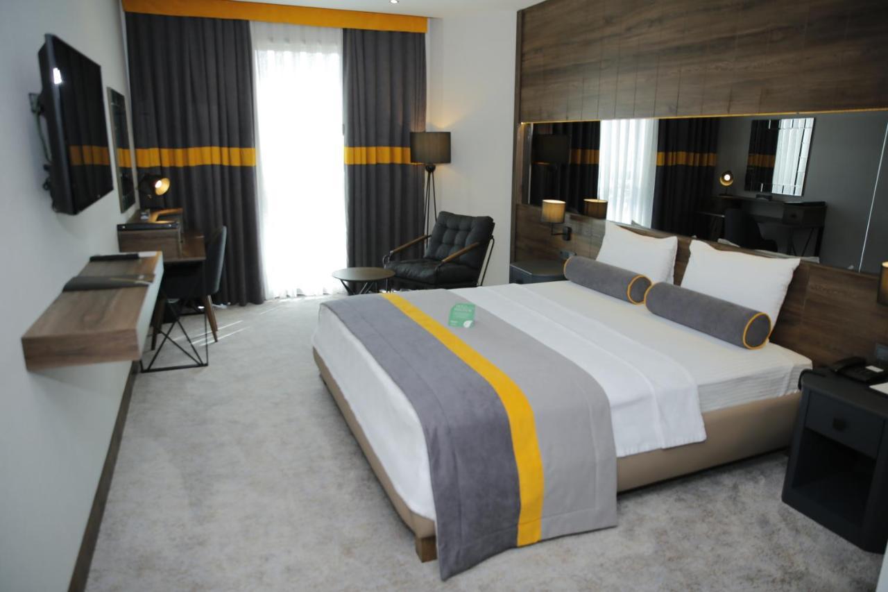 Noax Hotel Mersin  Exteriör bild
